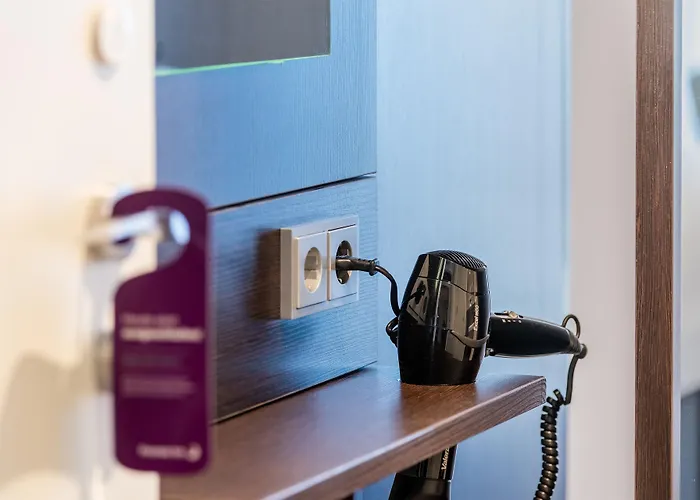 Premier Inn Köln City Mediapark